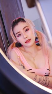 Out of 41 images on this page, only 10 have alt attributes that reflect the